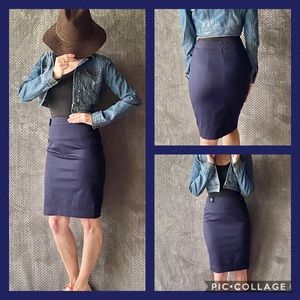 Ann Taylor navy blue pencil skirt so cute, sz. 00